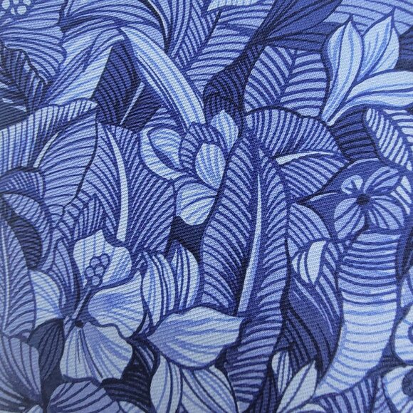 Vintage Tommy Bahama 100% Silk Tie Blue Leaves Flowers rare botanical novelty - Picture 6 of 6